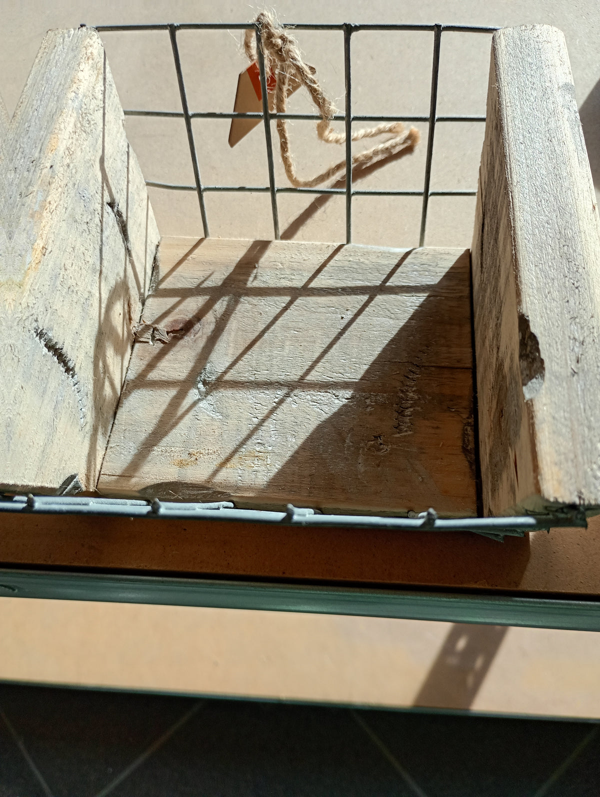 Houten box met metalen draad - nieuw