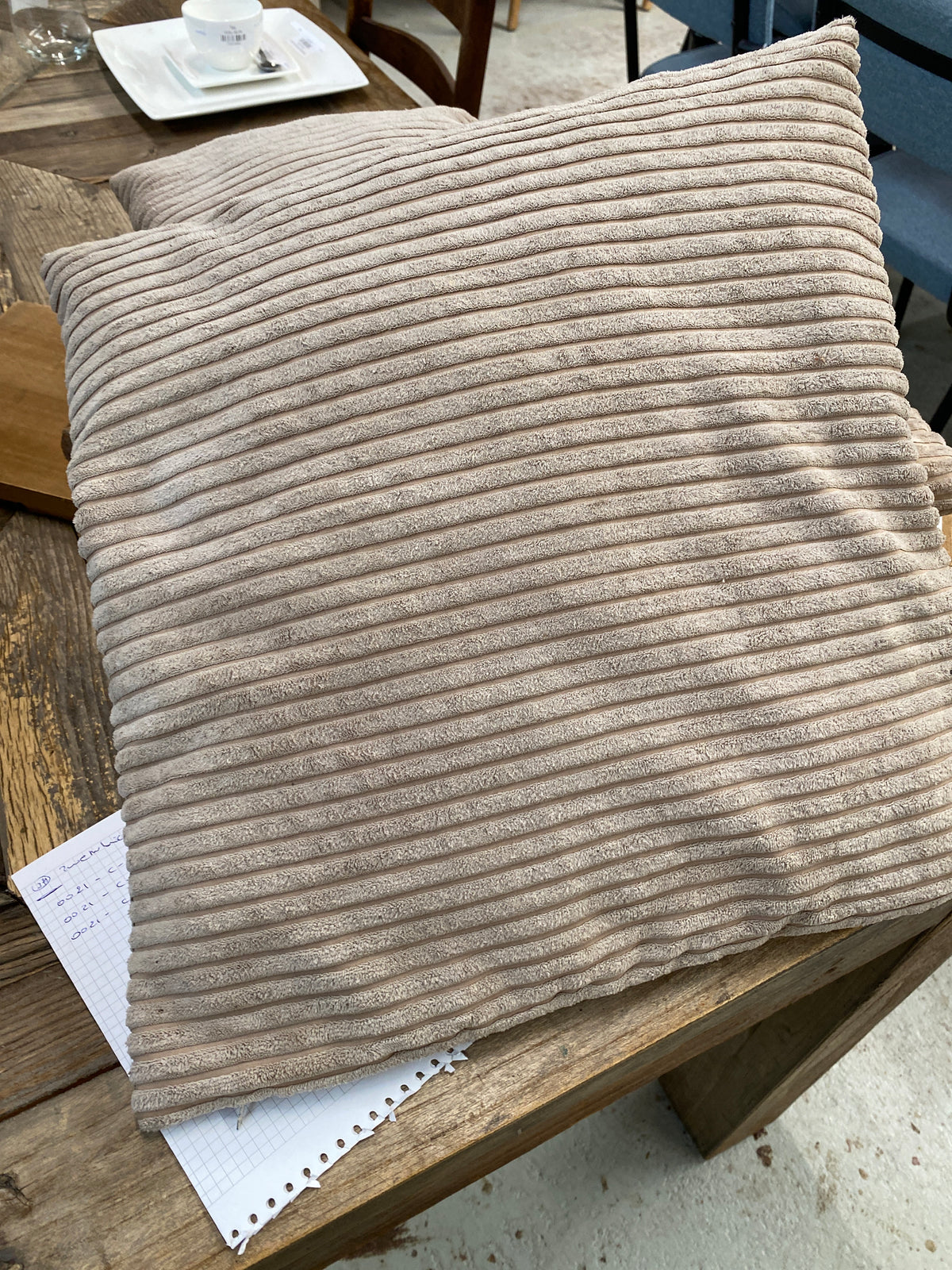 Kussen taupe