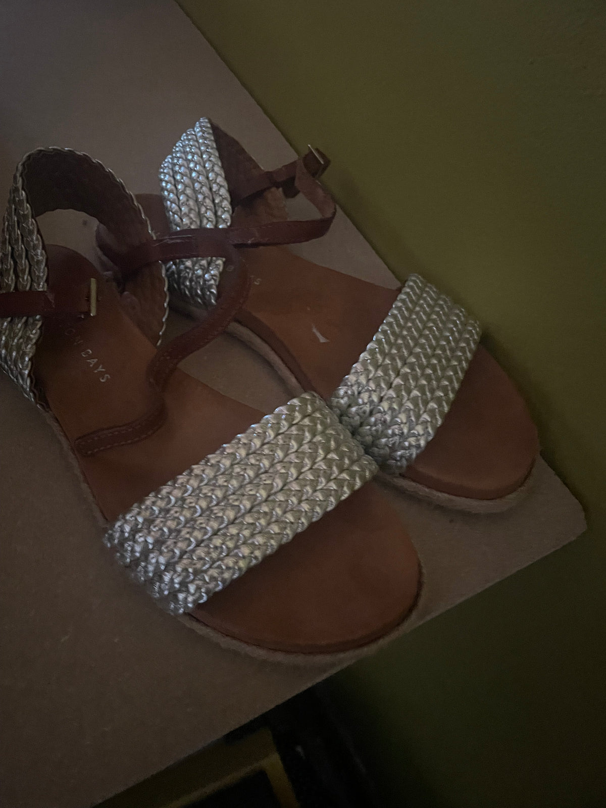 Zilverkleurige sandalen