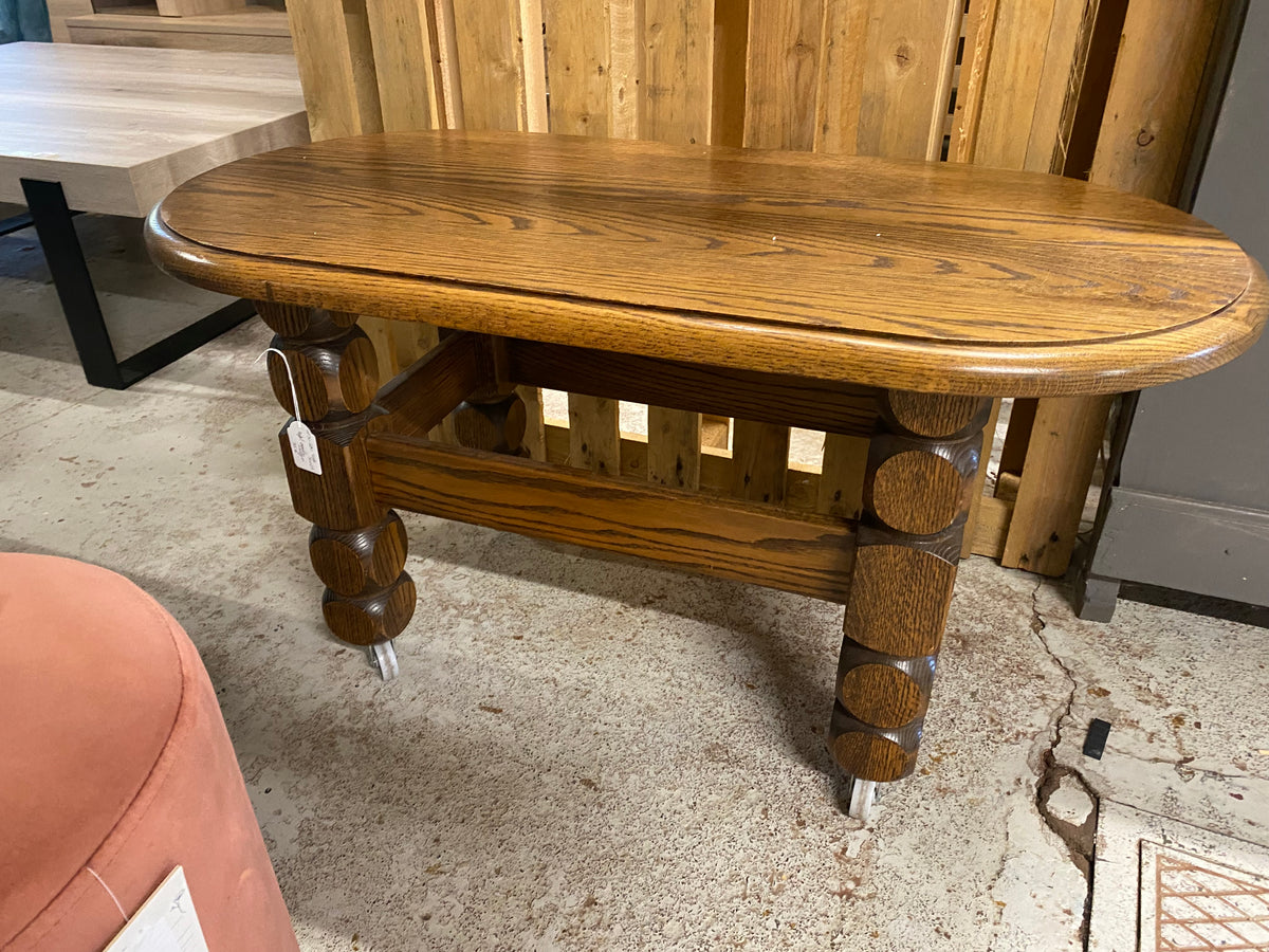 Salontafel bruin wieltjes