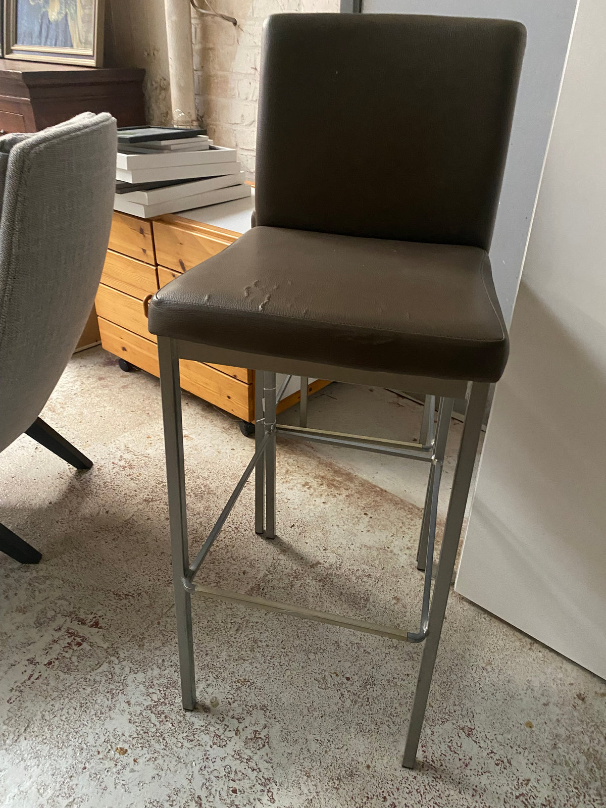 Barstoel taupe