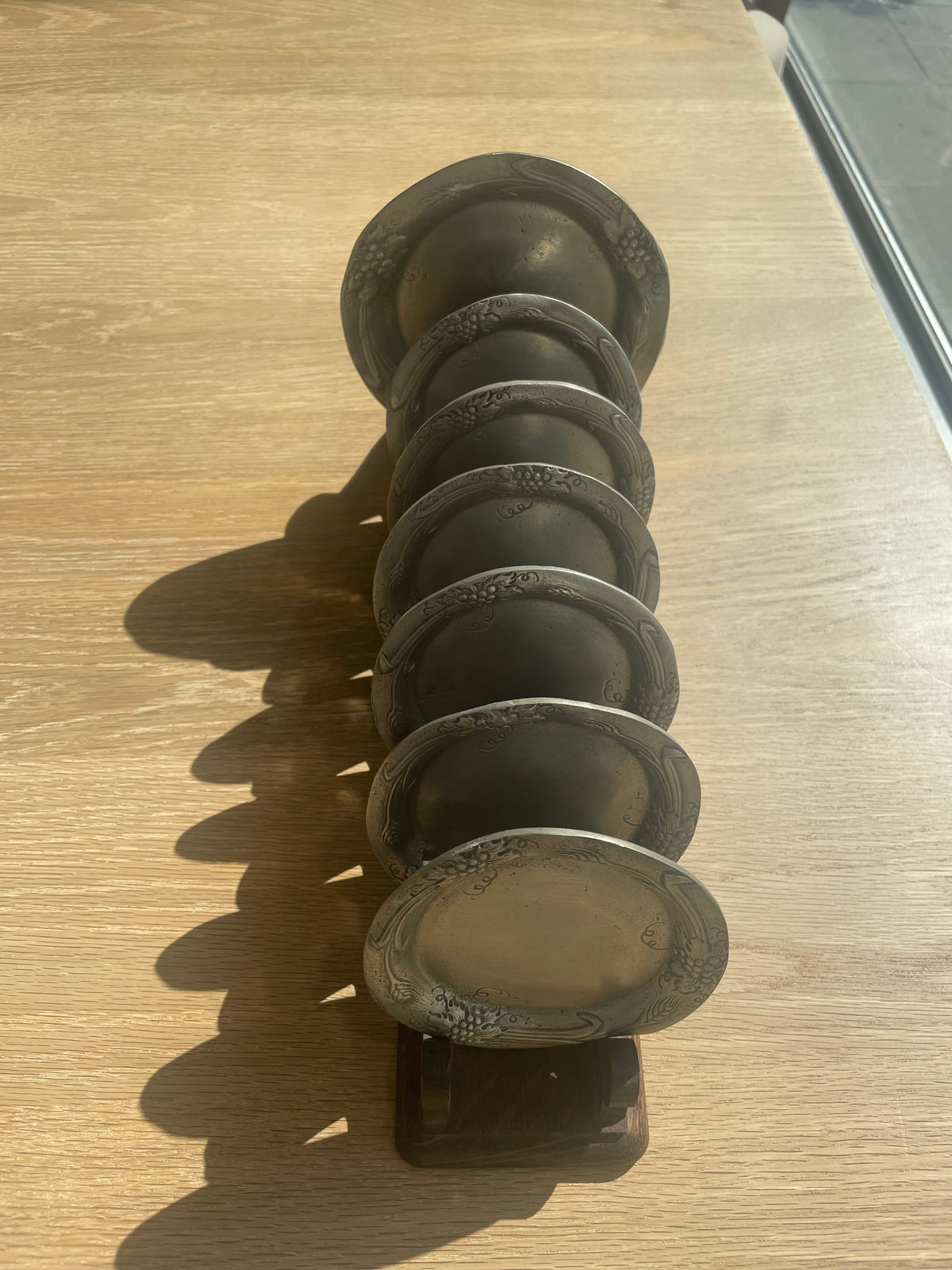 Bordjes tin-op plankje