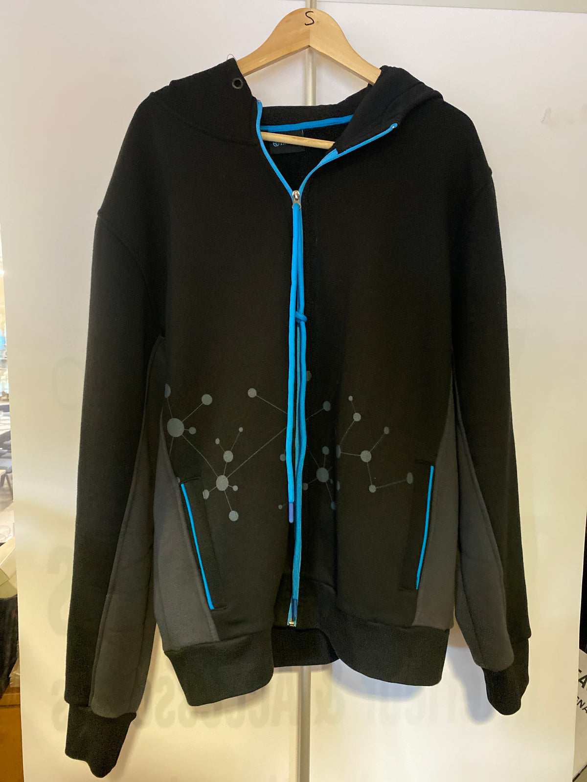 Flees zwart/blauw23