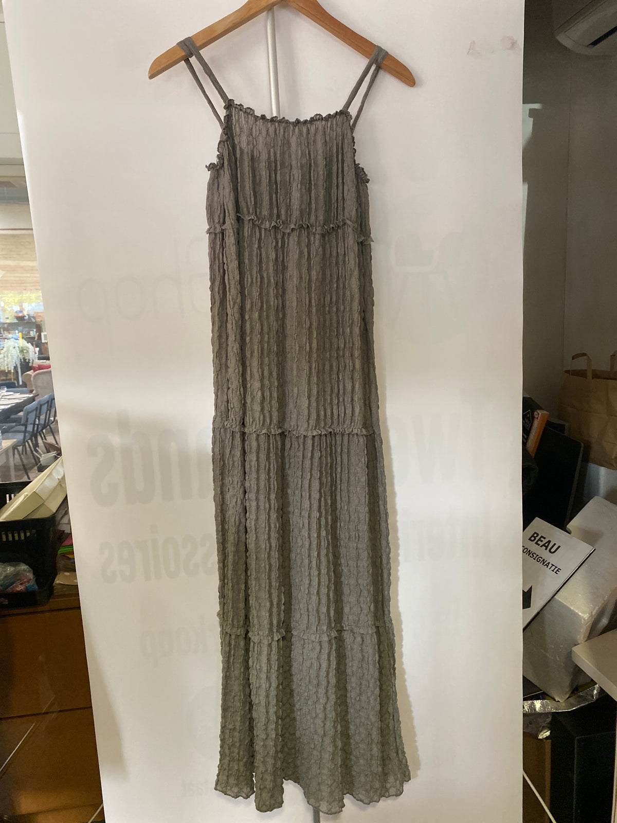 Kleed lang taupe 228