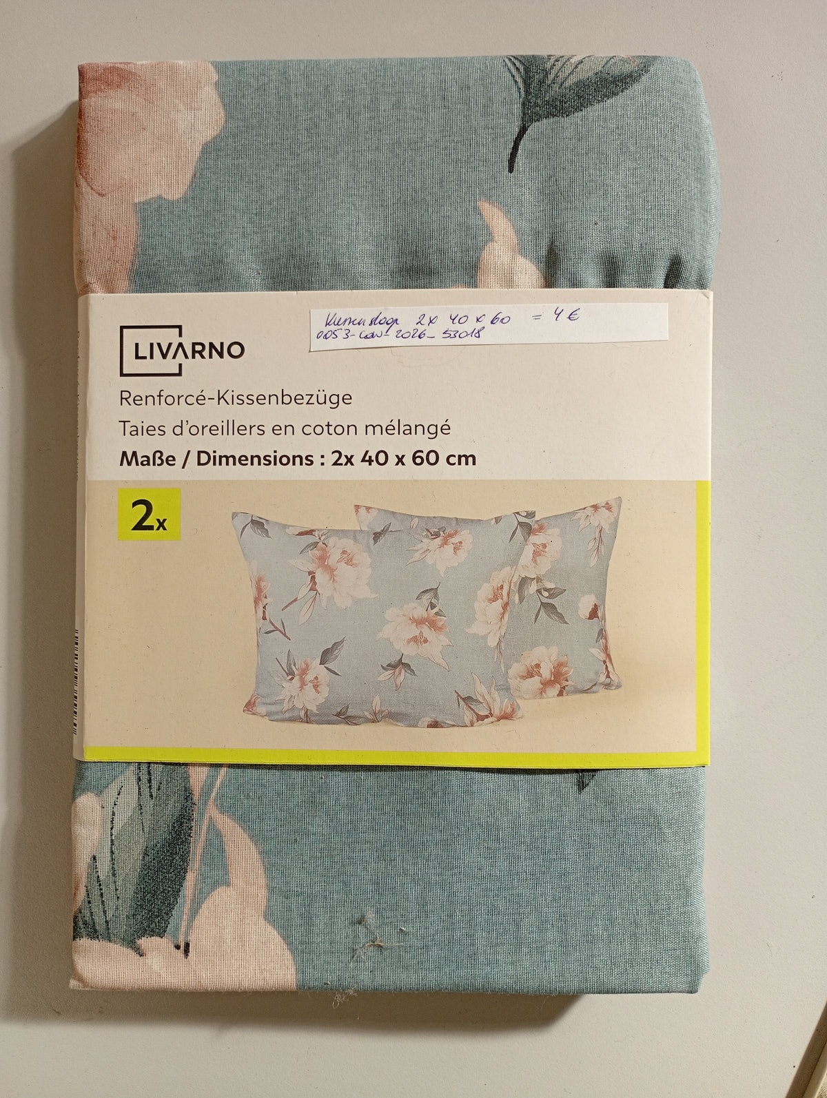 Kussensloop in verpakking met bloemen 2 X 40 X 60 cm