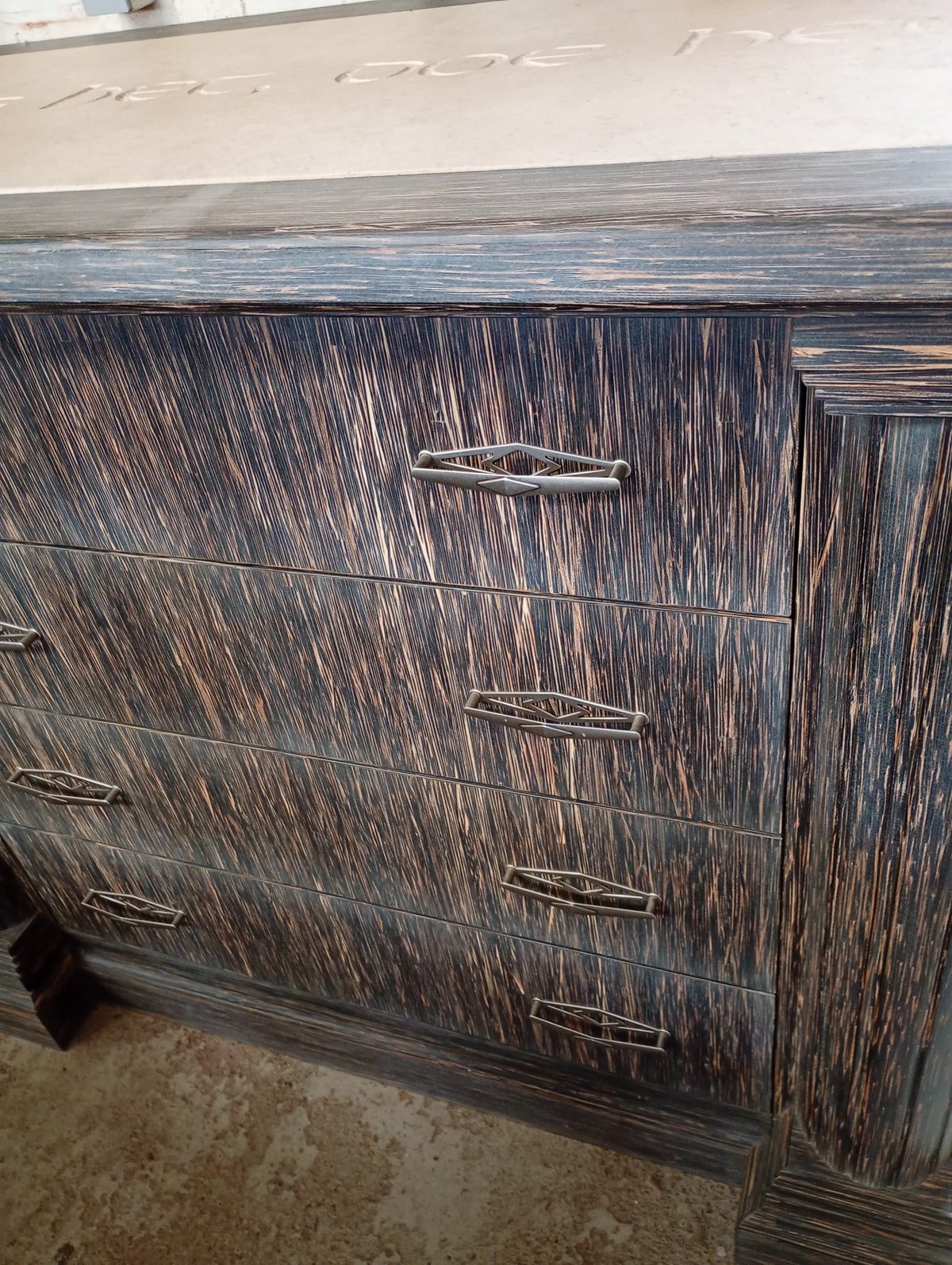 Prachtige ambachtelijk dressoir