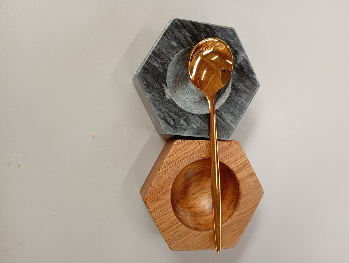Peper -en zoutvaatje + lepel-set