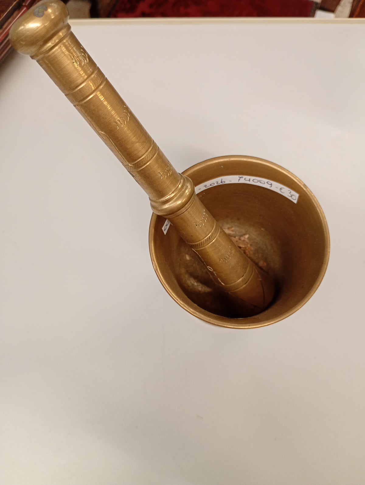 Goudkleurige medicijnen pletter- groot