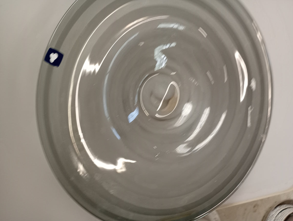 Grote schaal transparant melkglas