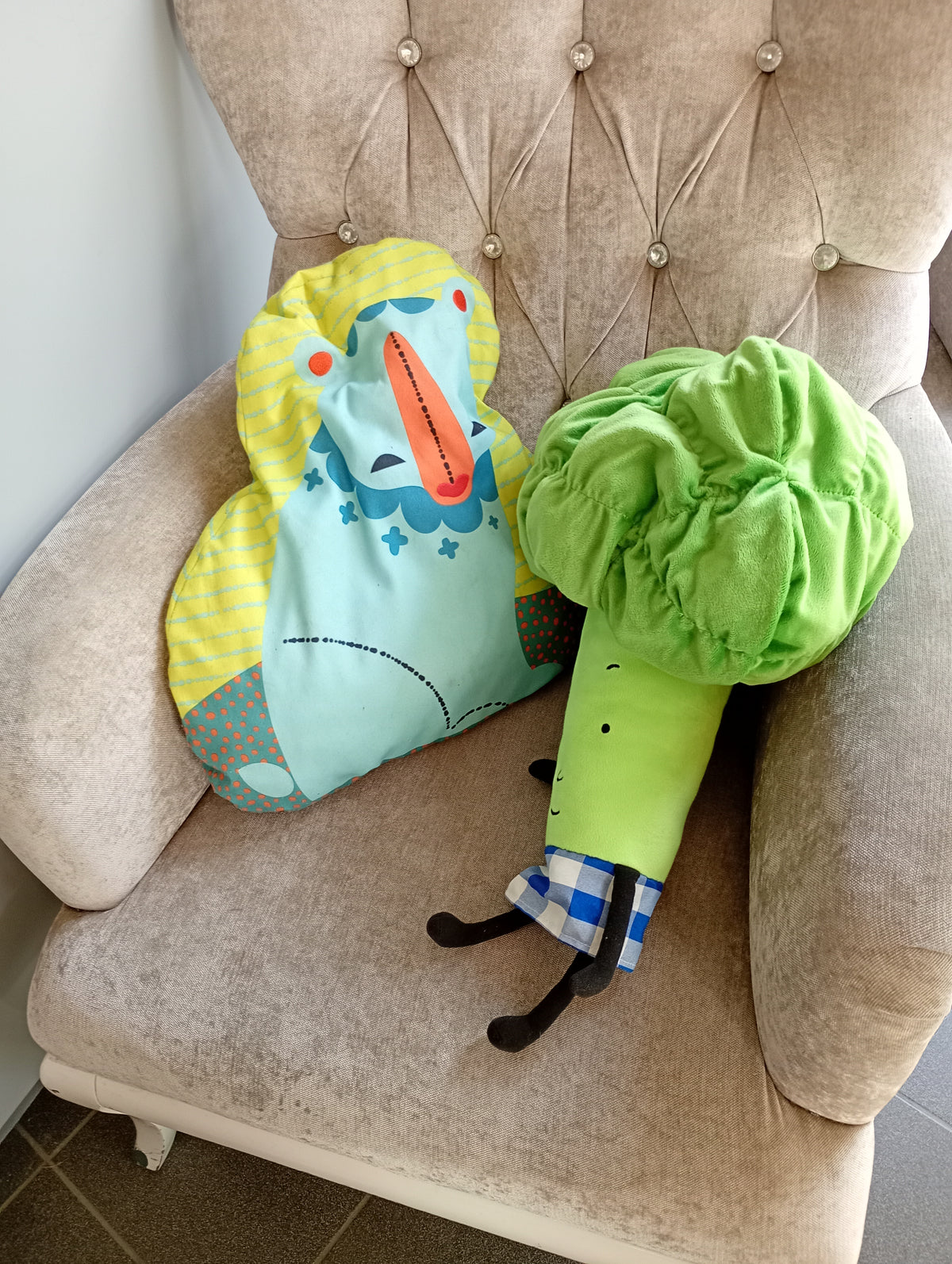 Knuffel kids allerlei 2,50 euro
